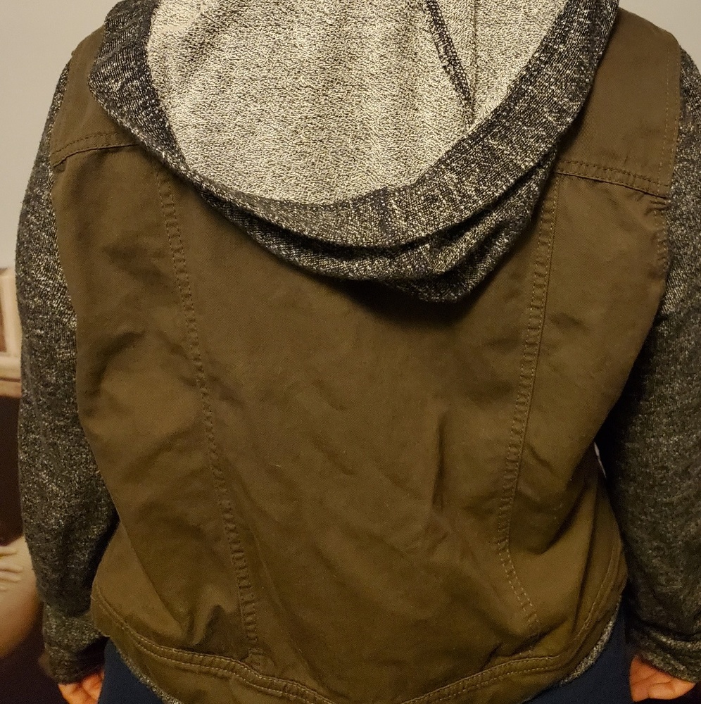 Jacket - Picture 2 of 4